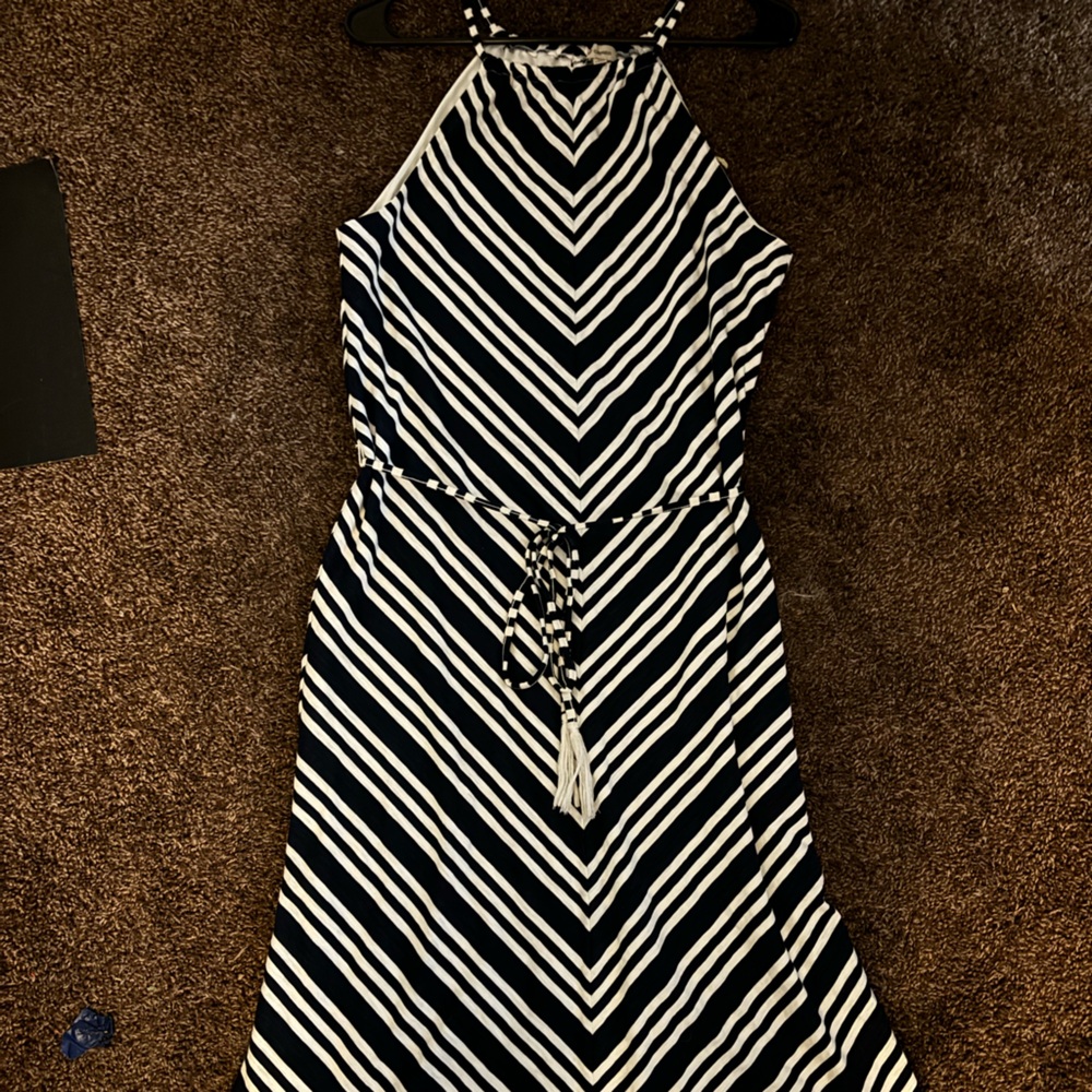 Navy blue and white zigzag striped dress